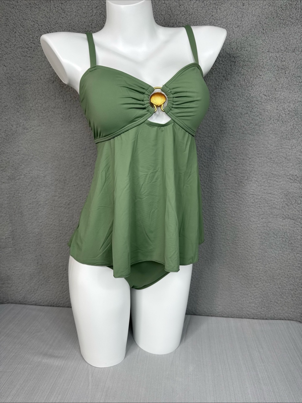 Tankini Set Swimsuit Keyhole Tank Top Style Sage Green Woman’s Sz M NWOT